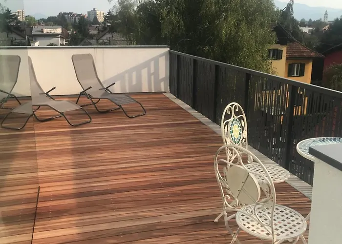 住宿加早餐酒店 Sunny Terraces Rose Valley, 卢布尔雅那