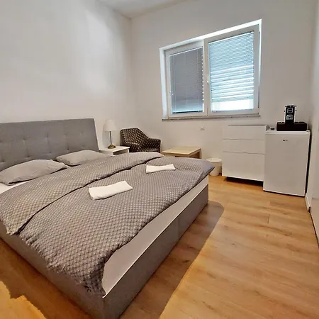 Sunny Terraces Rose Valley, 3* Liubliana