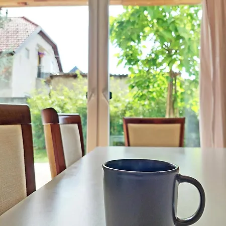 Sunny Terraces Rose Valley, Bed & Breakfast Ljubljana