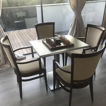 Sunny Terraces Rose Valley, B&B