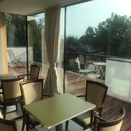 Sunny Terraces Rose Valley, Bed & Breakfast