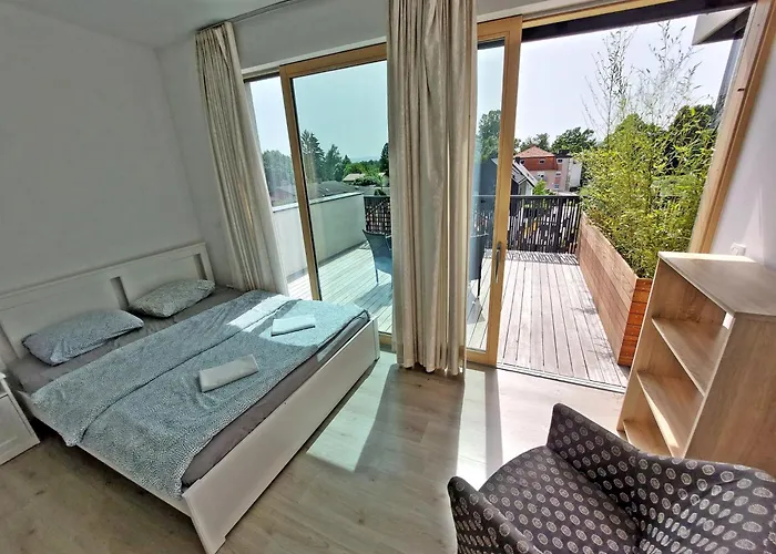 Sunny Terraces Rose Valley, فندق مبيت وإفطار ليوبليانا