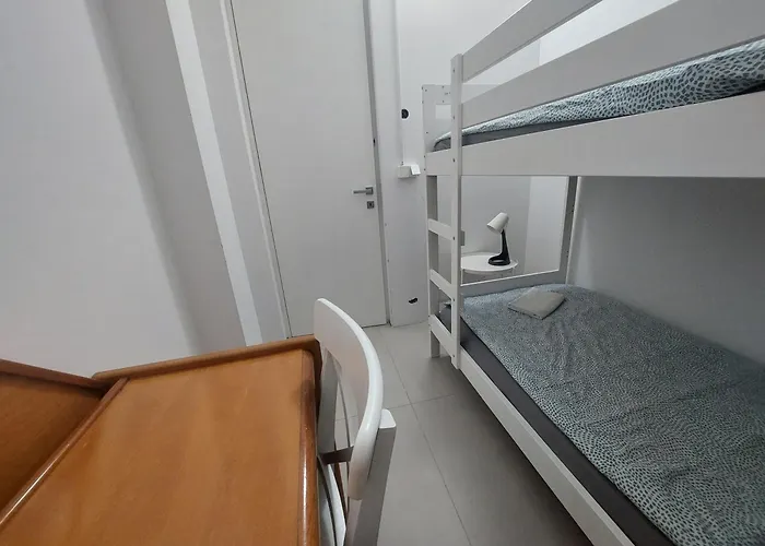 לינה וארוחת בוקר Sunny Terraces Rose Valley,