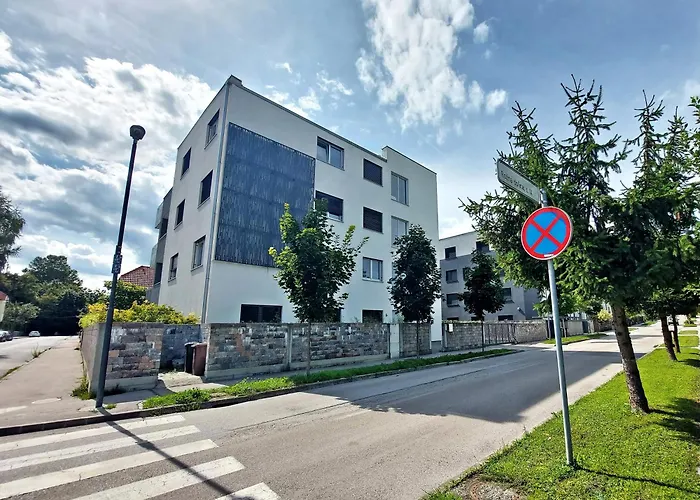 Nočitev z zajtrkom Sunny Terraces Rose Valley, 3*