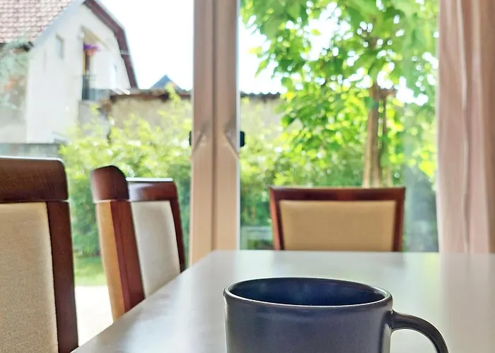 Sunny Terraces Rose Valley, B&B 류블랴나