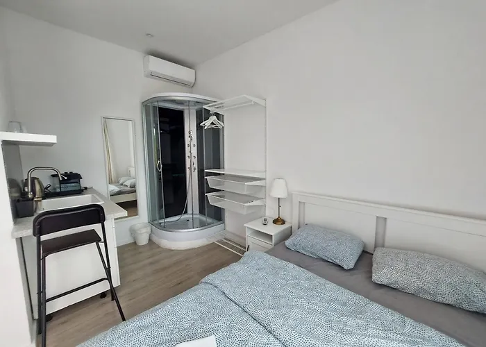 Sunny Terraces Rose Valley, فندق مبيت وإفطار 3*