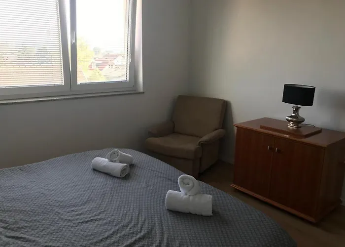 Sunny Terraces Rose Valley,